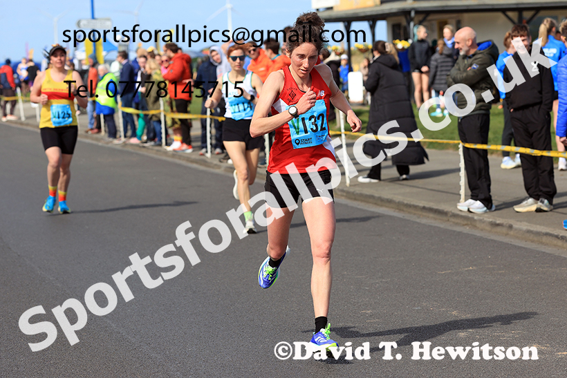 Senior womens Northern 6 Stage Road Relay, 2025 Northern 12 and 6 Stage Road Relays and Junior 5k, Redcar. Photo: David T. Hewitson/Sports for All Pics
